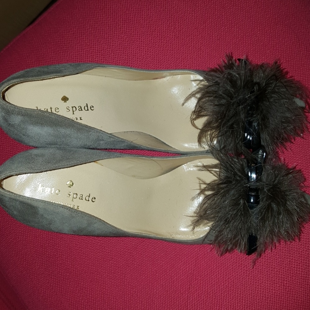 New suede pump - Picture 2 of 4